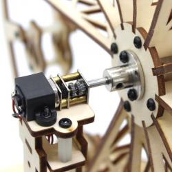 木质彩灯摩天轮