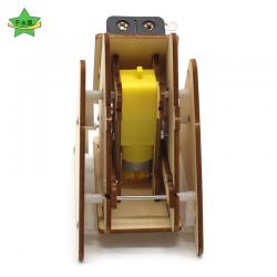 千水星三角形机器人