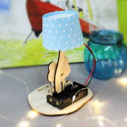 [星之河畔]青蛙小台灯