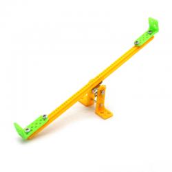 [画中麦田]跷跷板