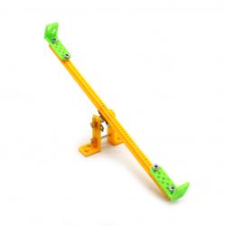 [画中麦田]跷跷板