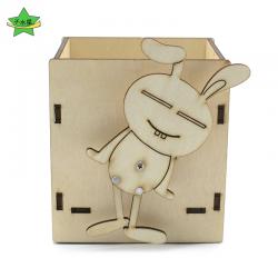 跳舞小兔子笔筒1号