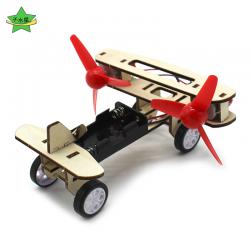 双引擎风能小飞机1号