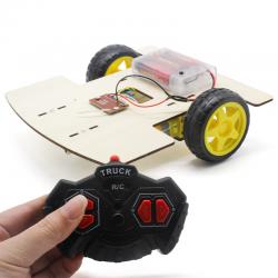 R3W7遥控车(2.4G木板)三轮车